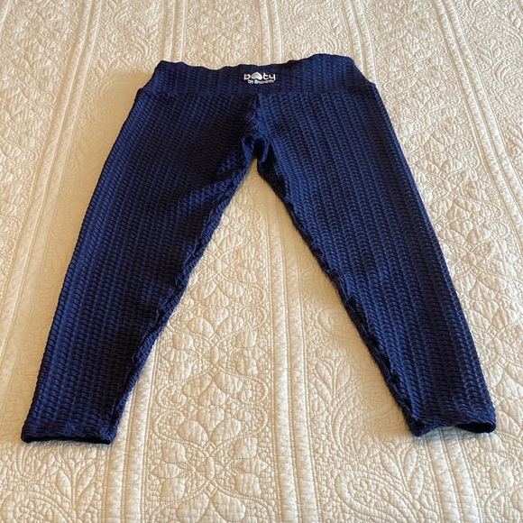 Booty by Brabants Women's Blue Croco Leggings for Effortless Style Plus Size EUC - Picture 2 of 6